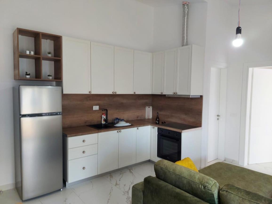 Edan Apartments Влёра Экстерьер фото